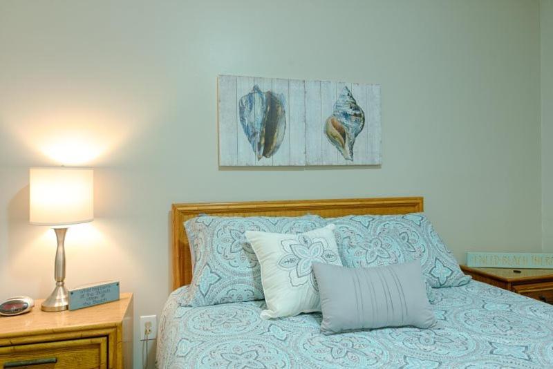 Sandy Dunes Oceanfront Condo - Just Renovated June 2020 Myrtle Beach Dış mekan fotoğraf
