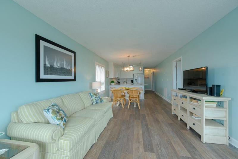 Sandy Dunes Oceanfront Condo - Just Renovated June 2020 Myrtle Beach Dış mekan fotoğraf
