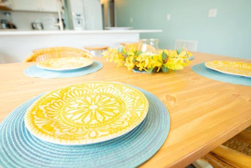 Sandy Dunes Oceanfront Condo - Just Renovated June 2020 Myrtle Beach Dış mekan fotoğraf